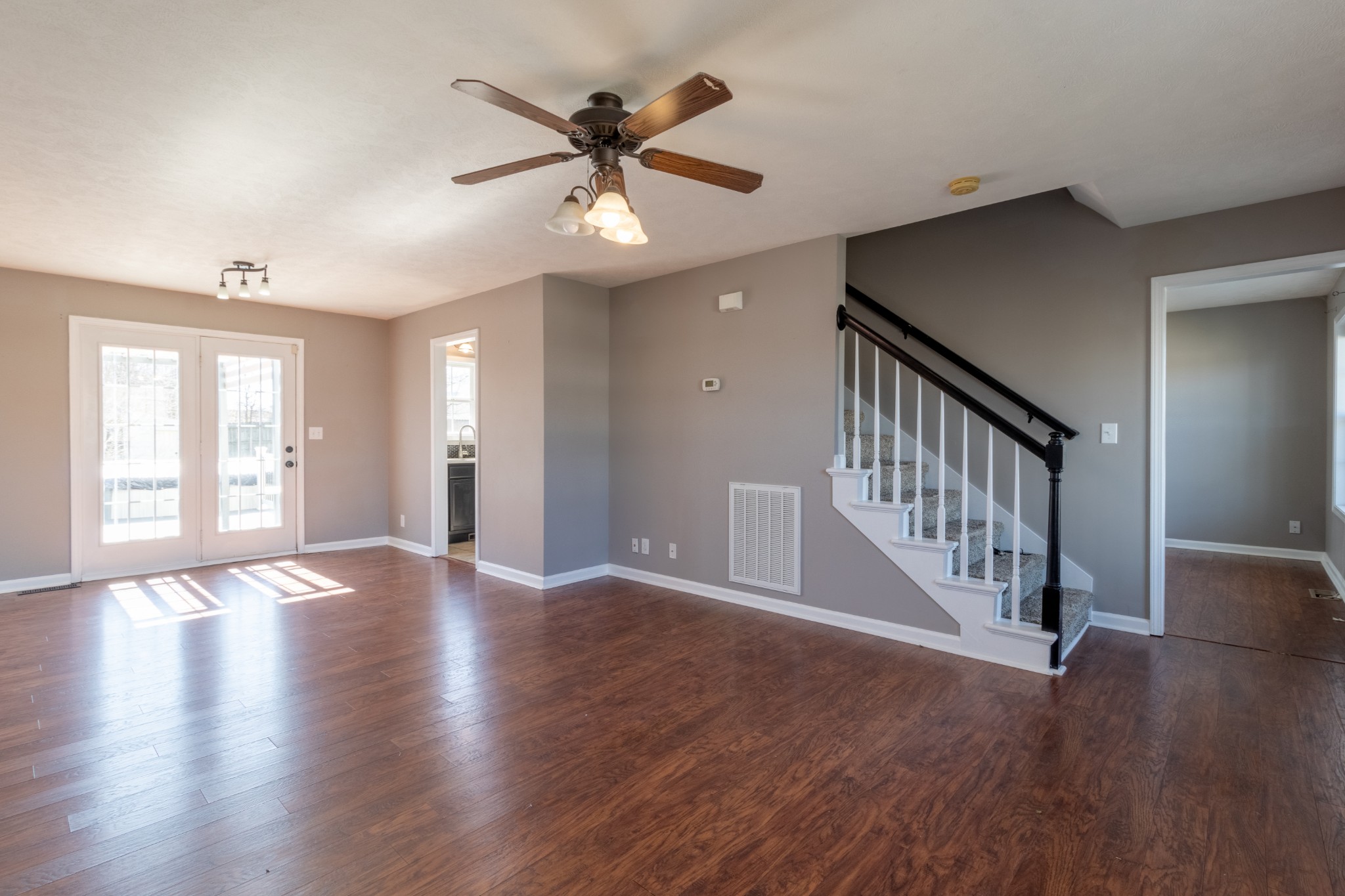 1816 Abrams Road Clarksville, TN 37042 - Photo 2 of 38 Gallery Image 2