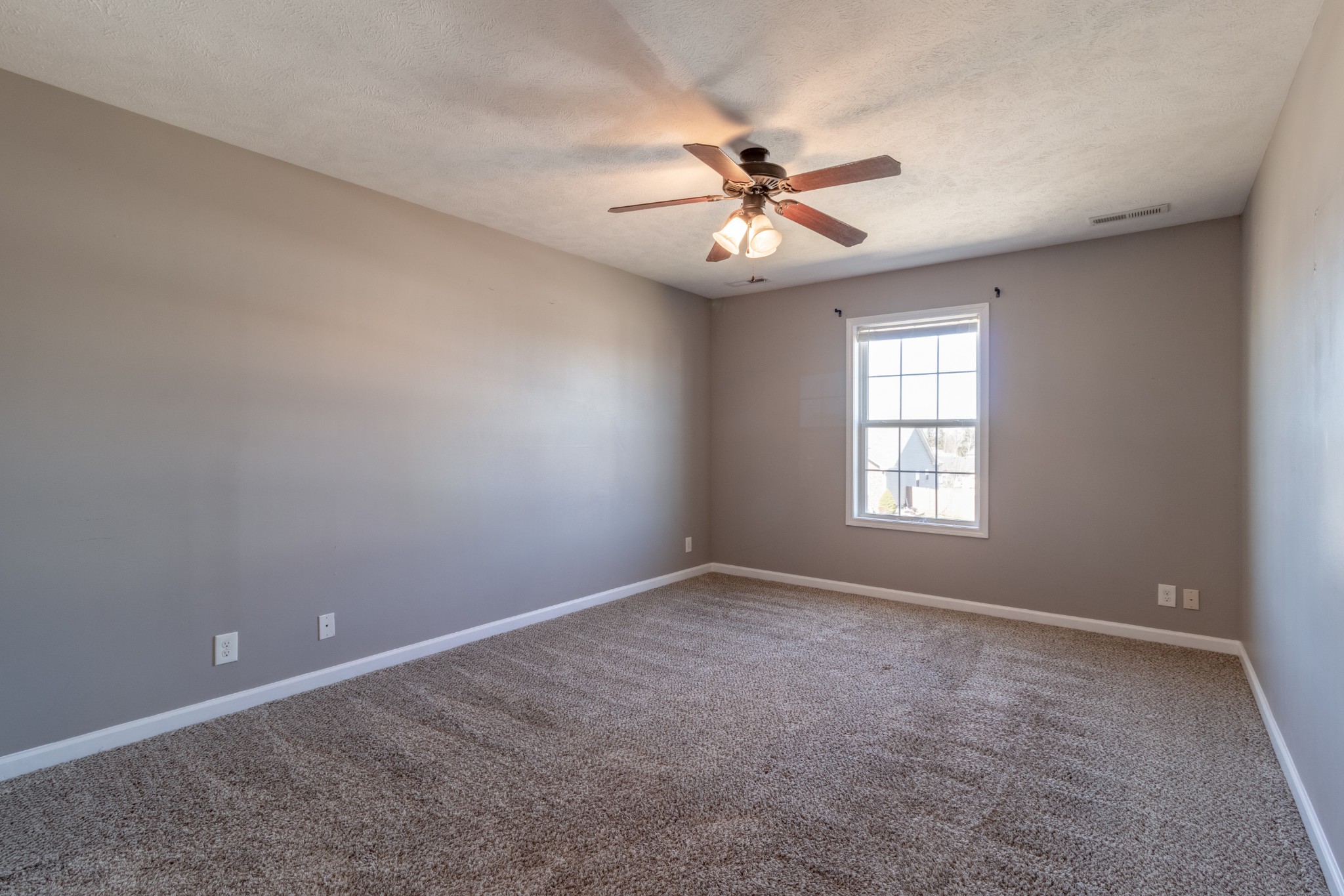 1816 Abrams Road Clarksville, TN 37042 - Photo 27 of 38 Gallery Image 27