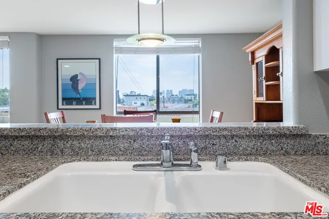 $949,950 | 8559 Alcott Street, Unit 301, Los Angeles, CA 90035