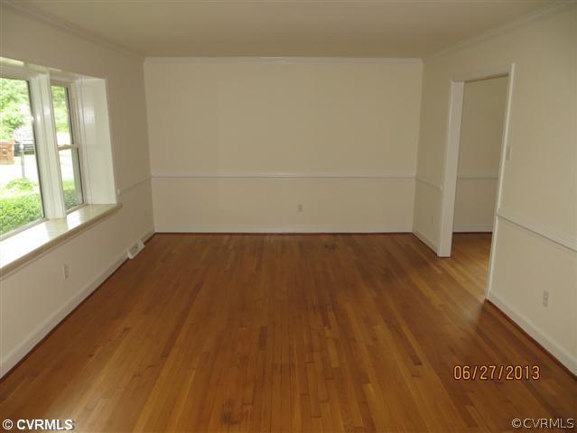 24 Goodward Road Richmond, VA 23236 - Photo 2 of 10 Living Room