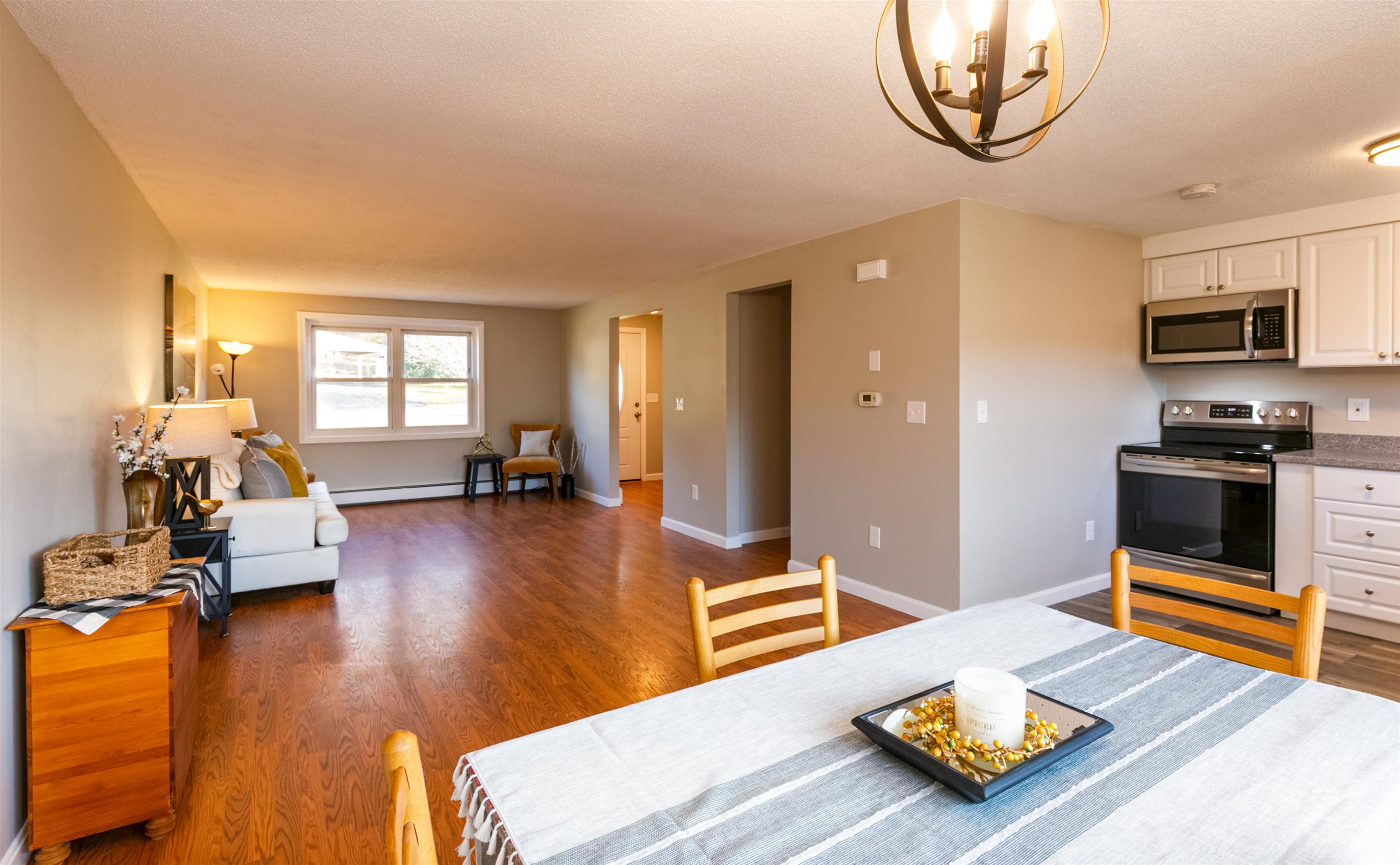 54 Dale Road, Unit B Hooksett, NH 03106 - Photo 11 of 40