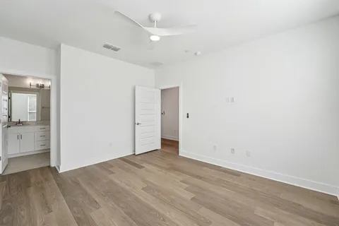 $574,999 | 200 West 56th Street, Unit 8101, Austin, TX 78751