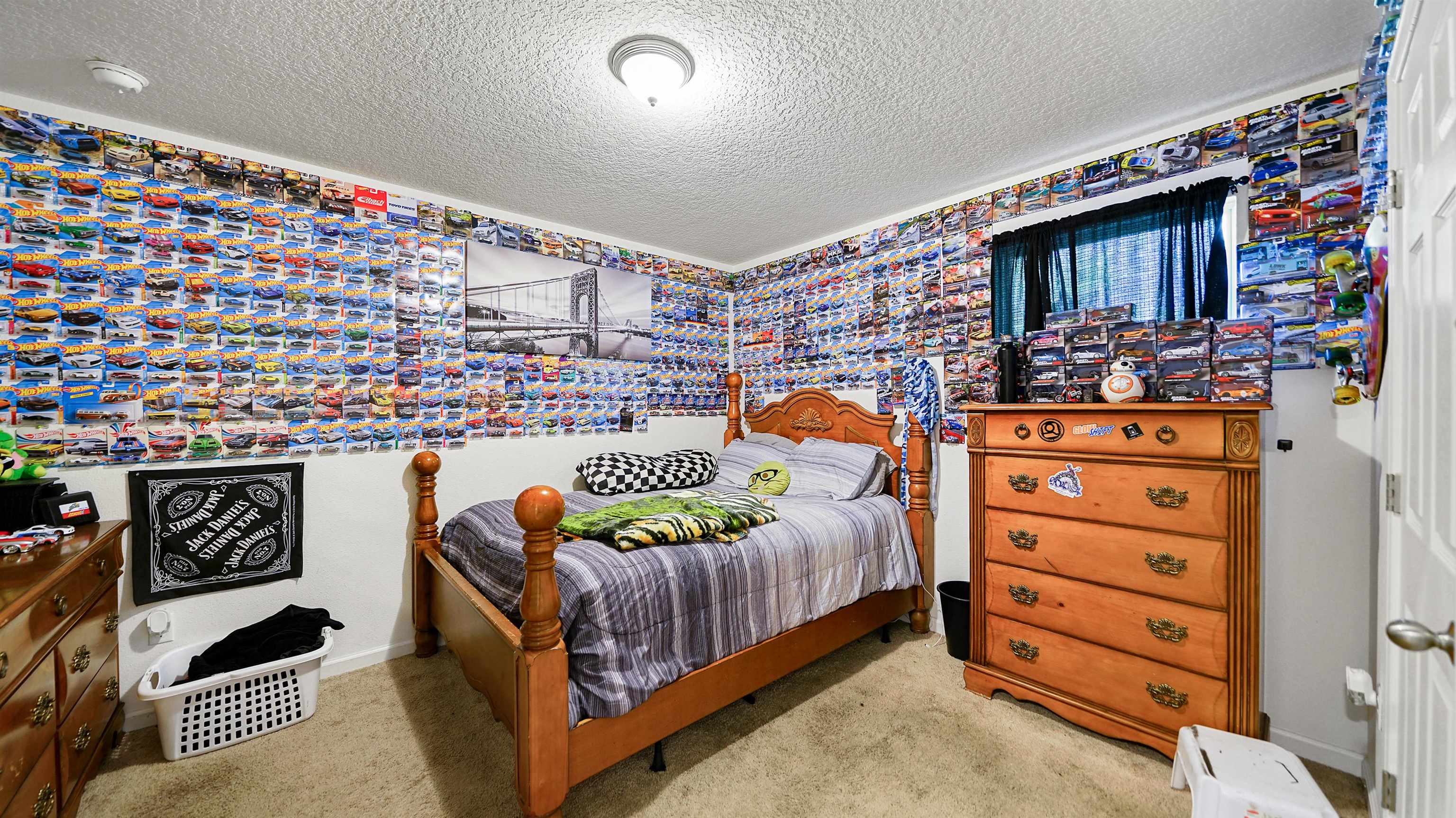 77102 Crosscut Way Yulee, FL 32097 - Photo 17 of 21 a bedroom with a bed and a dresser