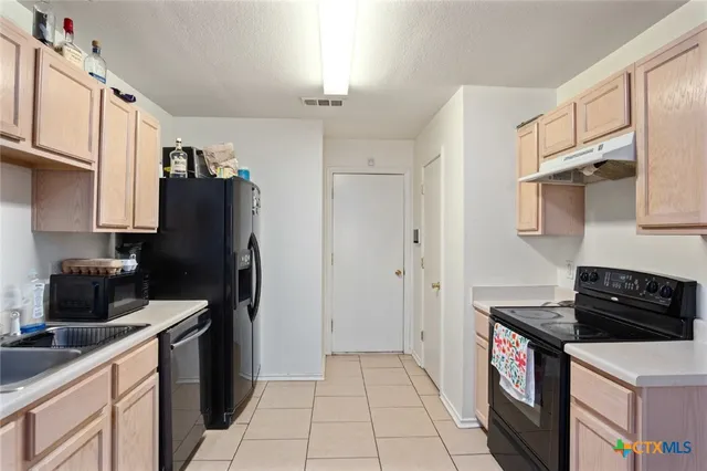 $1,800 | 1815 Liberty Hill Drive, Belton, TX 76513