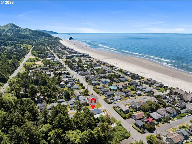 $2,050,000 | 2887 South Hemlock Street, Cannon Beach, OR 97110