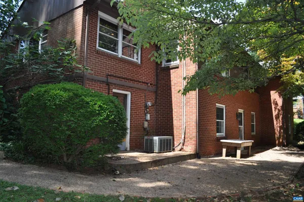 $2,300 | 721 Lyons Avenue, Charlottesville, VA 22902