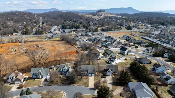 $425,000 | 1540 Apple Ridge Court, Harrisonburg, VA 22801