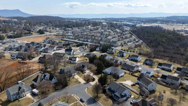 $425,000 | 1540 Apple Ridge Court, Harrisonburg, VA 22801