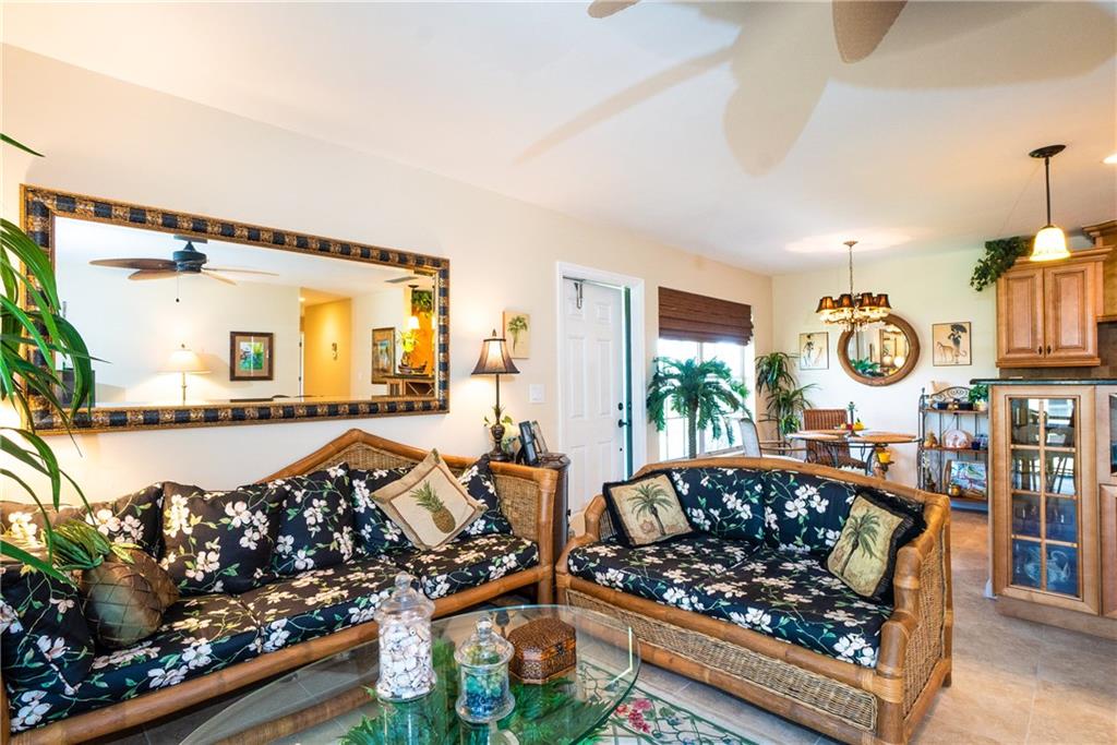 944 Northwest Spruce Ridge Drive, Unit B5 Stuart, FL 34994 - Photo 7 of 19 Gallery Image 7