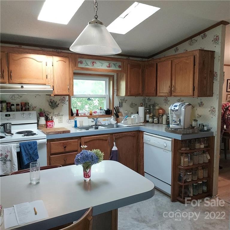 7712 Radin Road Waxhaw, NC 28173 - Photo 8 of 24 Gallery Image 8