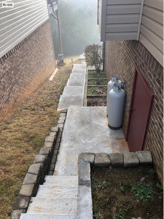 6762 Kenton Ridge Circle Chattanooga, TN 37421 - Photo 35 of 40 Sidewalk to basement