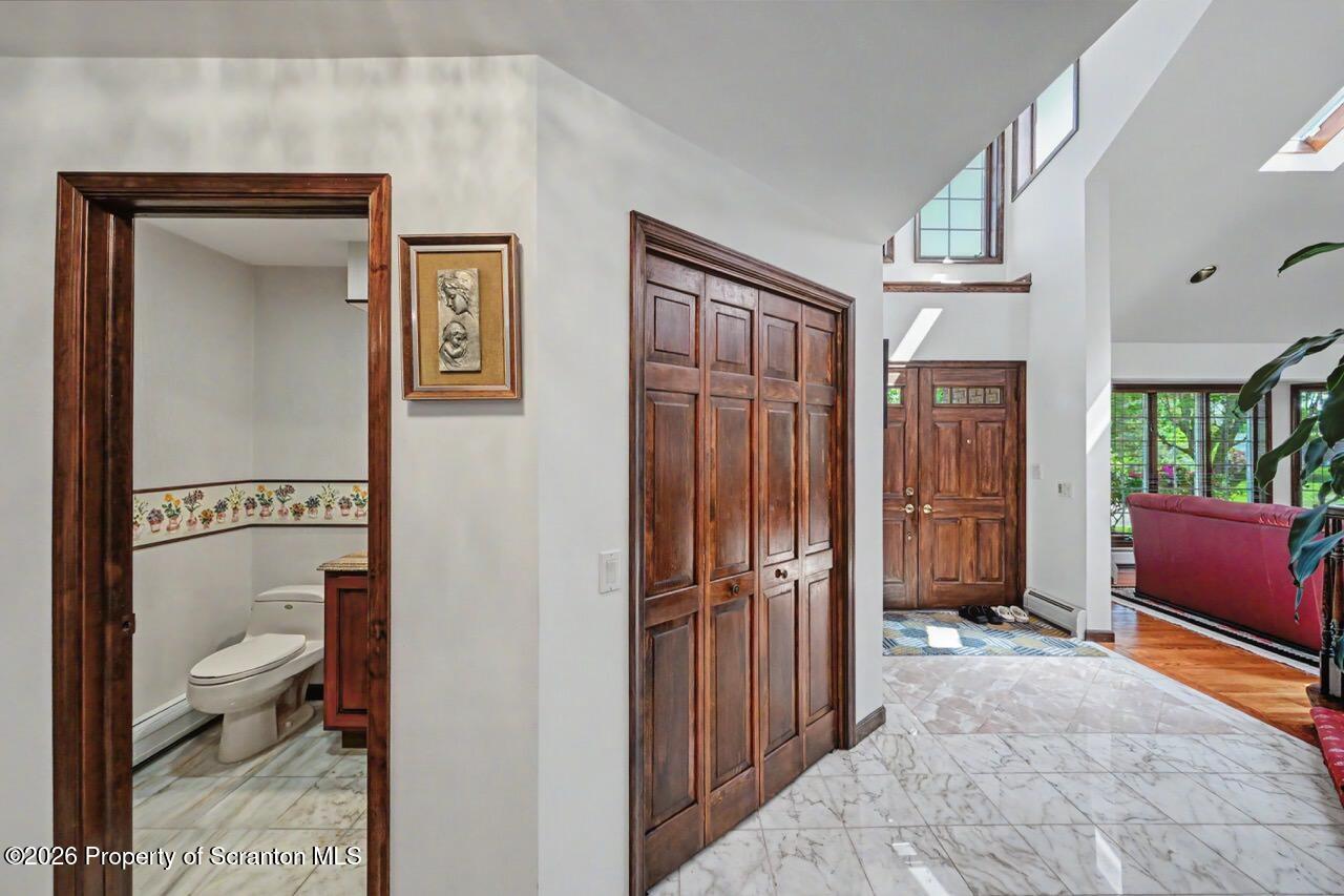 602 Hampton Road Clarks Summit, PA 18411 - Photo 31 of 73 Foyer