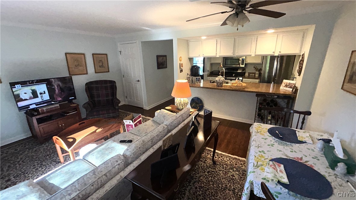 168 Softwind Circle Van Buren, NY 13027 - Photo 11 of 48