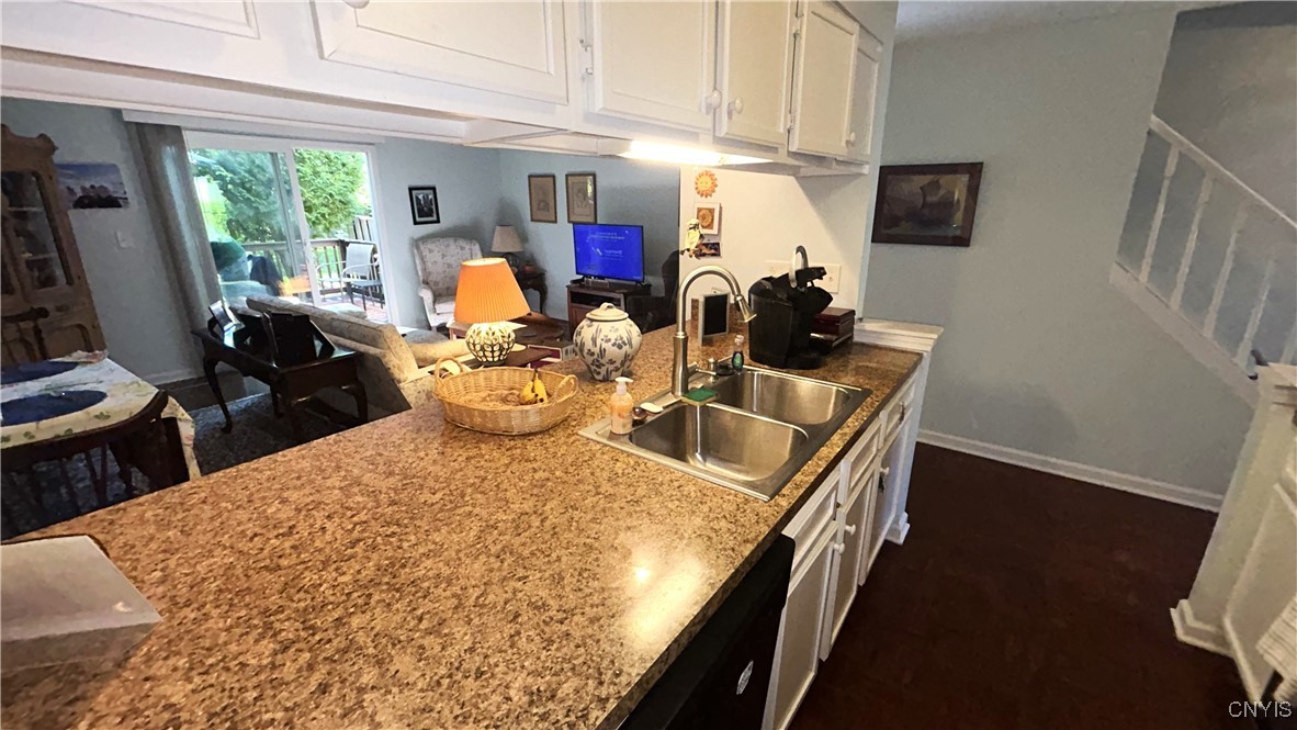 168 Softwind Circle Van Buren, NY 13027 - Photo 8 of 48