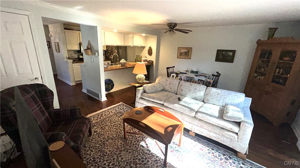 168 Softwind Circle Van Buren, NY 13027 - Photo 10 of 48