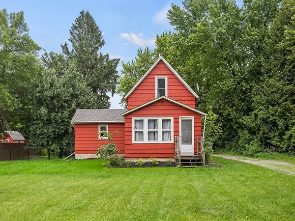 $259,000 | 520 Old Main Street North, Cambridge, MN 55008