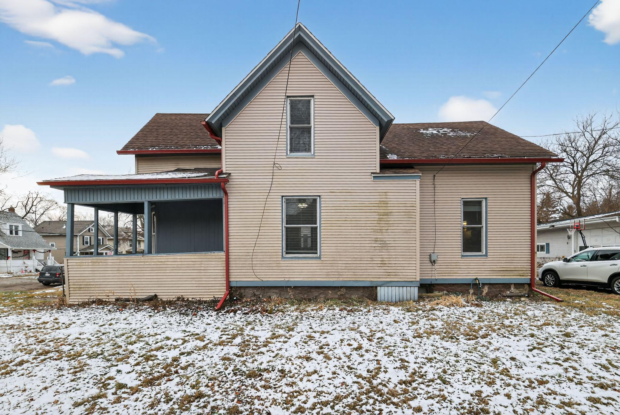 1400 Mound Avenue Jackson, MI 49203 - Photo 4 of 29 04_1400_Mound_Ave_Jackson_MI_49203-Exter