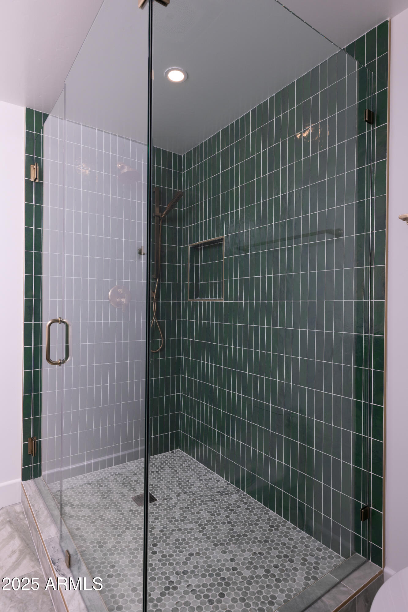 3736 East Montecito Avenue Phoenix, AZ 85018 - Photo 20 of 42 a bathroom with a shower
