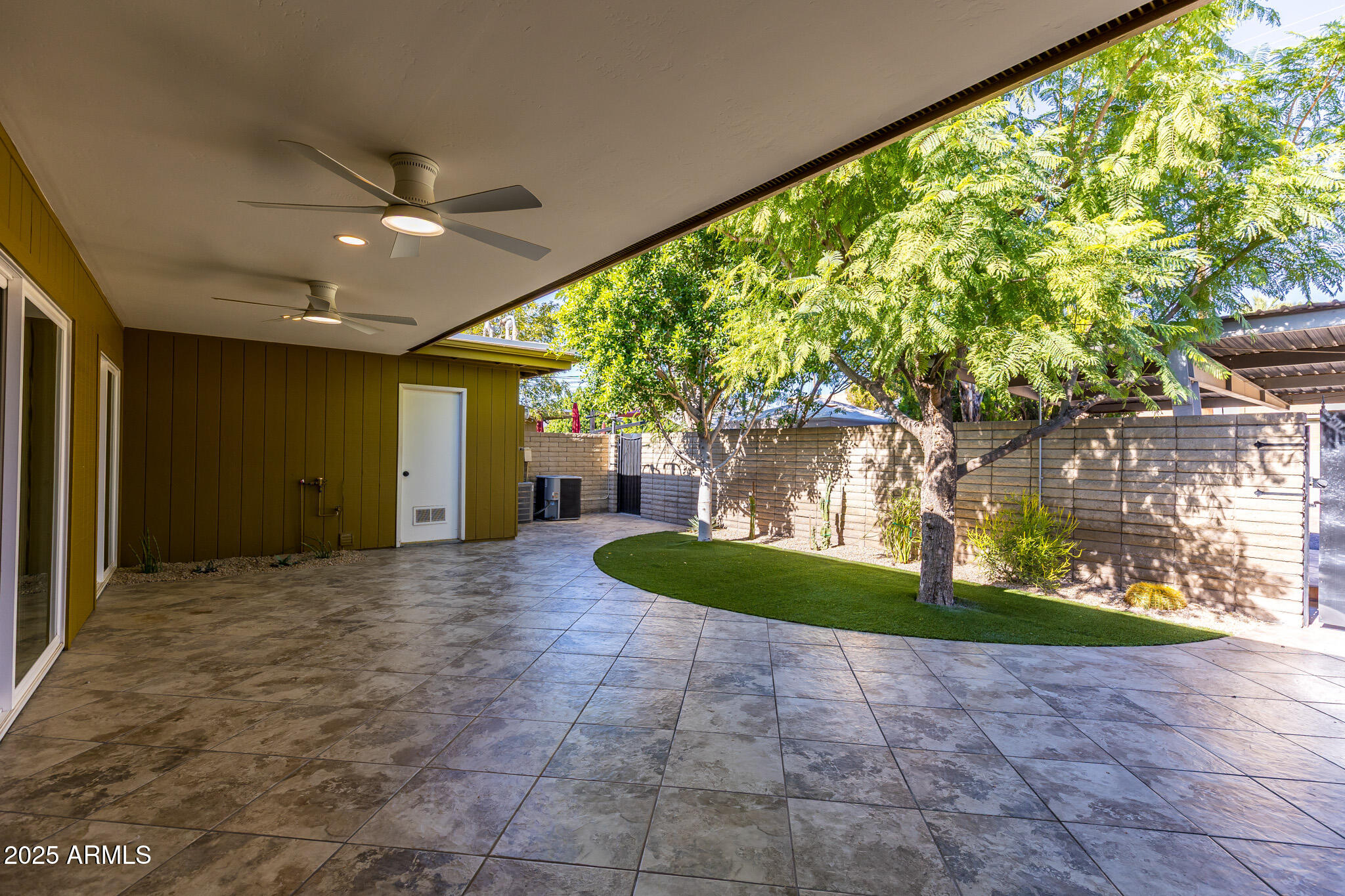3736 East Montecito Avenue Phoenix, AZ 85018 - Photo 32 of 42 a view of a porch