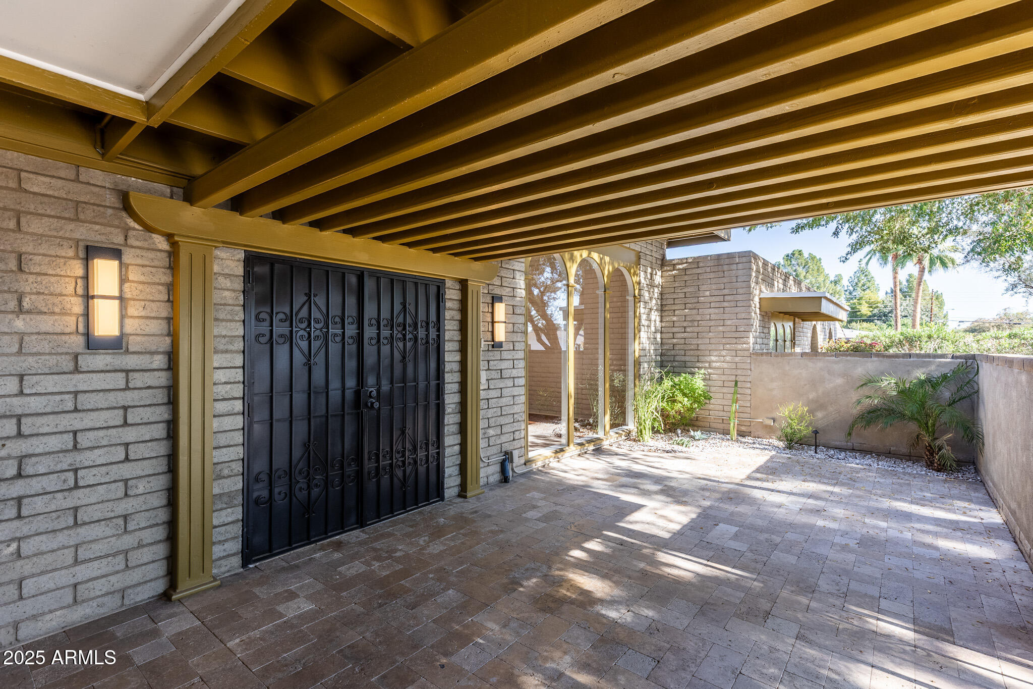 3736 East Montecito Avenue Phoenix, AZ 85018 - Photo 39 of 42 a view of entryway with backyard