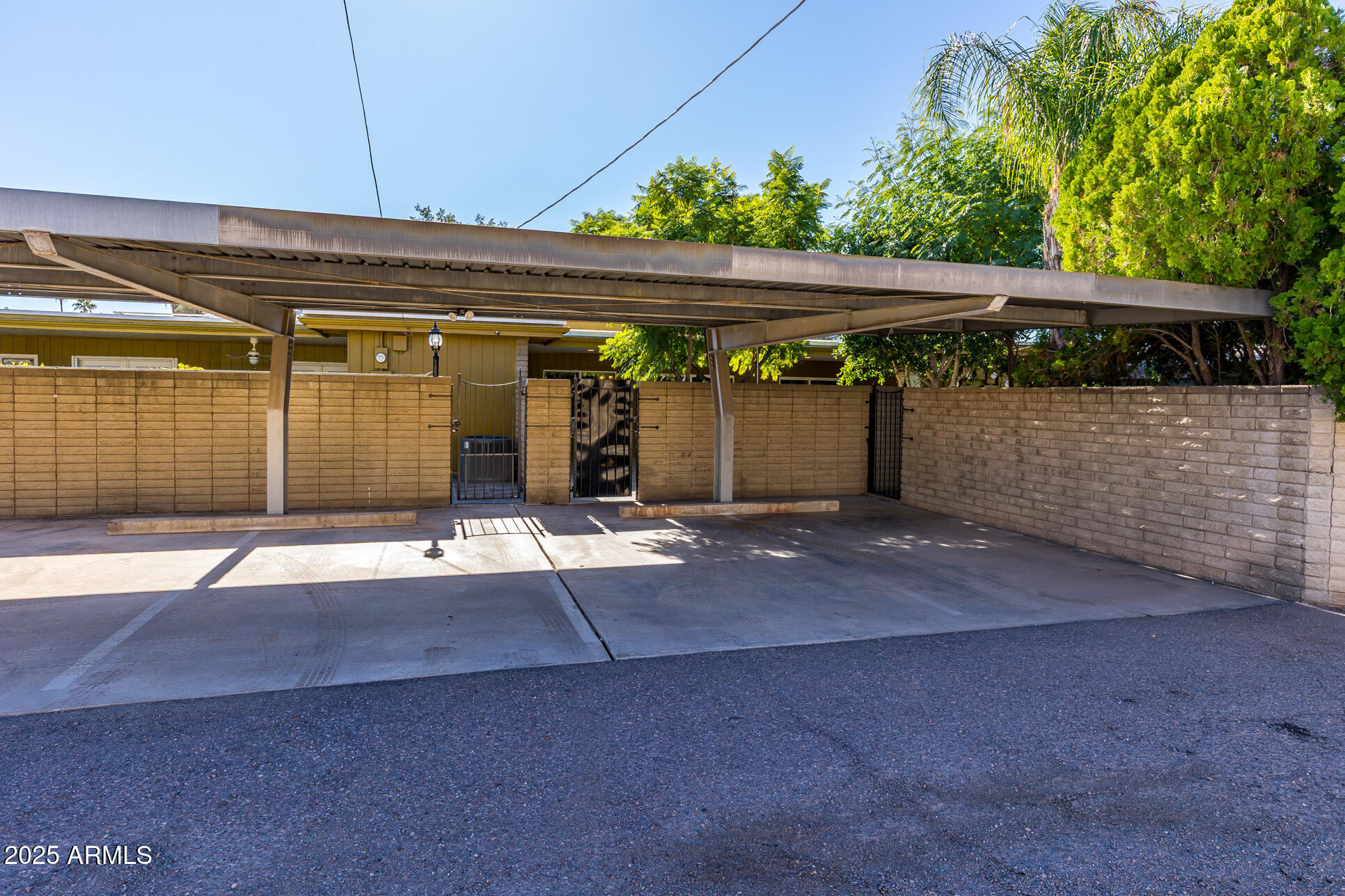 3736 East Montecito Avenue Phoenix, AZ 85018 - Photo 41 of 42 a view of backyard and garage