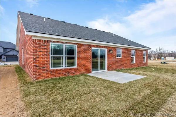 $329,900 | 13947 Deer Run Trace, Floyds Knobs, IN 47143