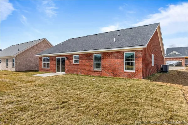 $329,900 | 13947 Deer Run Trace, Floyds Knobs, IN 47143