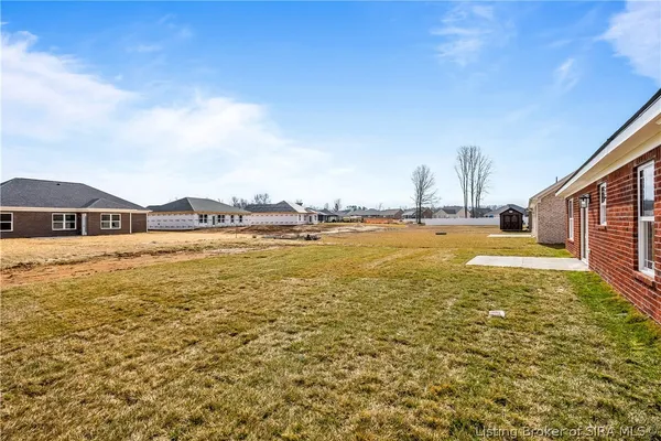 $329,900 | 13947 Deer Run Trace, Floyds Knobs, IN 47143