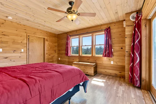 $479,000 | 33 John Clark Road, Dayton, ME 04005