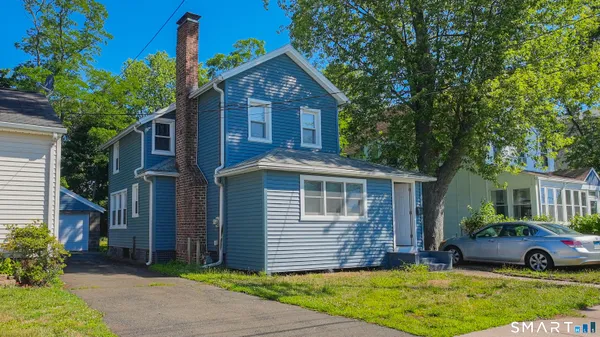 $349,999 | 25 Richards Street, West Haven, CT 06516