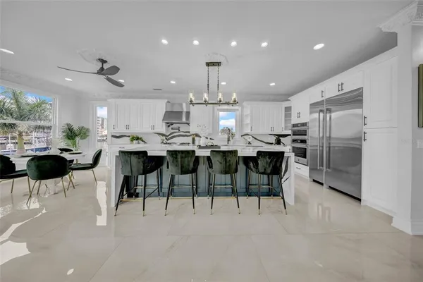 $3,699,999 | 124 Leeward Island, Clearwater Beach, FL 33767