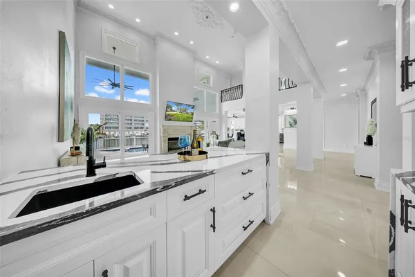 $3,699,999 | 124 Leeward Island, Clearwater Beach, FL 33767