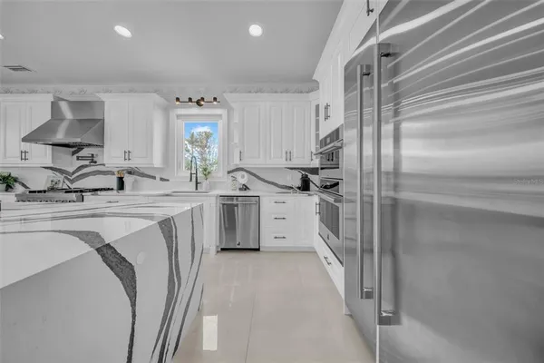 $3,699,999 | 124 Leeward Island, Clearwater Beach, FL 33767