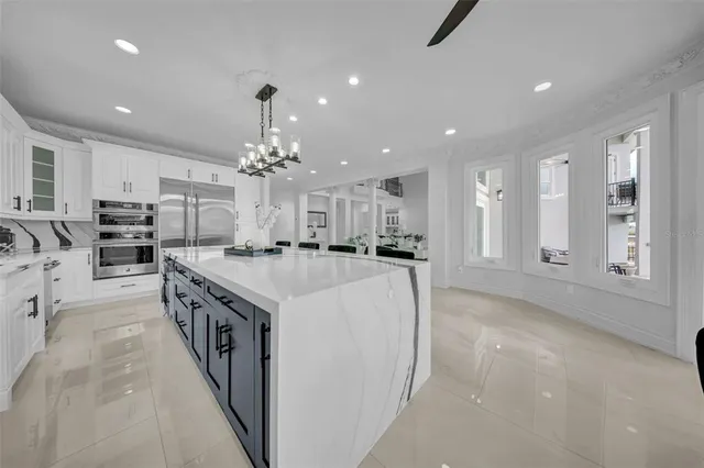 $3,899,999 | 124 Leeward Island, Clearwater Beach, FL 33767