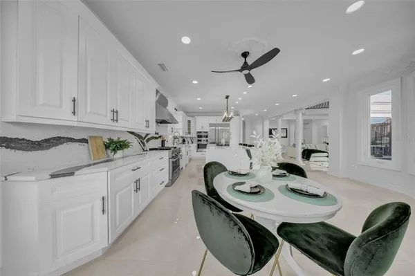 $3,699,999 | 124 Leeward Island, Clearwater Beach, FL 33767