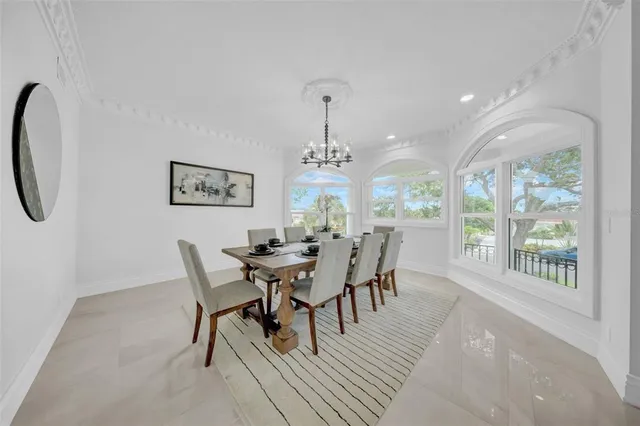 $3,899,999 | 124 Leeward Island, Clearwater Beach, FL 33767