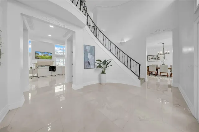 $3,899,999 | 124 Leeward Island, Clearwater Beach, FL 33767