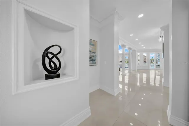 $3,899,999 | 124 Leeward Island, Clearwater Beach, FL 33767