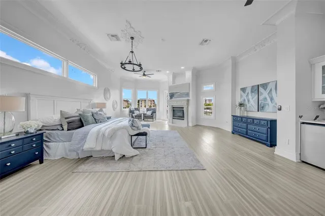 $3,899,999 | 124 Leeward Island, Clearwater Beach, FL 33767