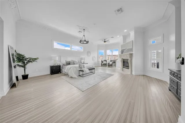 $3,899,999 | 124 Leeward Island, Clearwater Beach, FL 33767