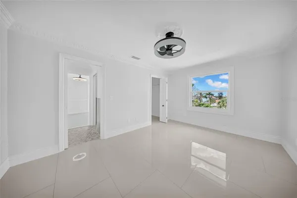 $3,699,999 | 124 Leeward Island, Clearwater Beach, FL 33767