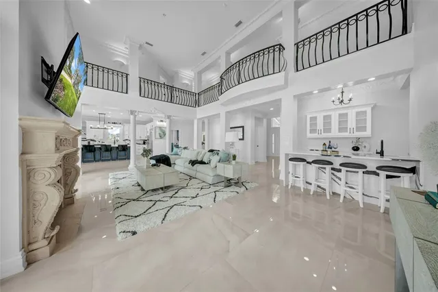 $3,899,999 | 124 Leeward Island, Clearwater Beach, FL 33767