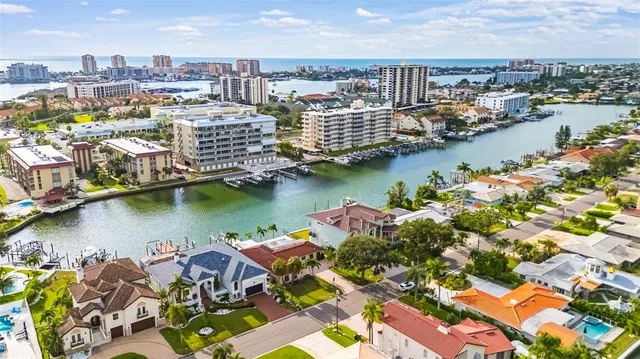 $3,899,999 | 124 Leeward Island, Clearwater Beach, FL 33767
