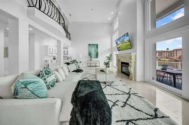 $3,899,999 | 124 Leeward Island, Clearwater Beach, FL 33767