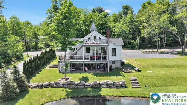 $5,200,000 | 279 Greenview Drive, Saylorsburg, PA 18353