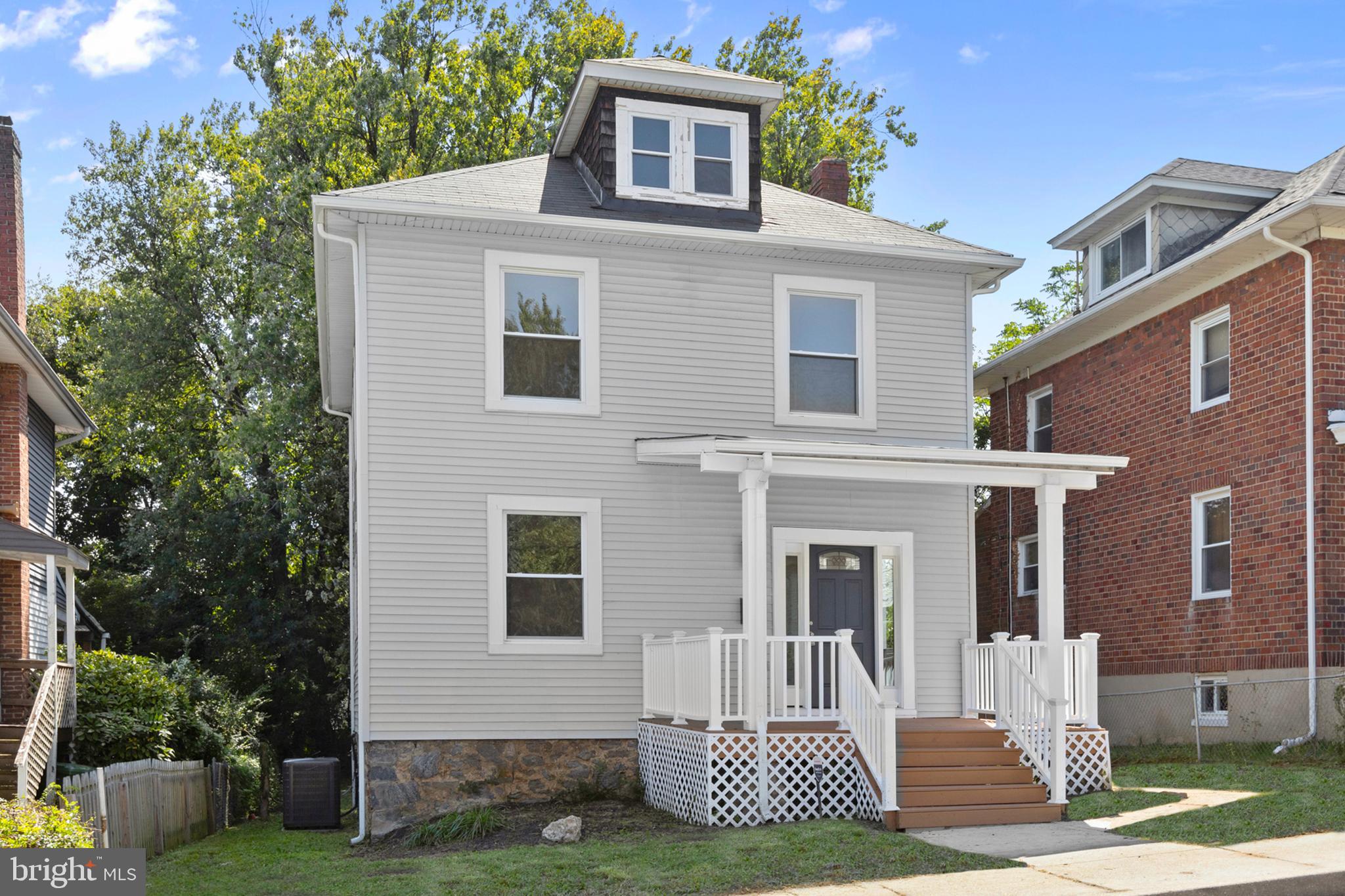 505 McCabe Avenue Baltimore, MD 21212 - Photo 2 of 46 a front view of a house with a yard