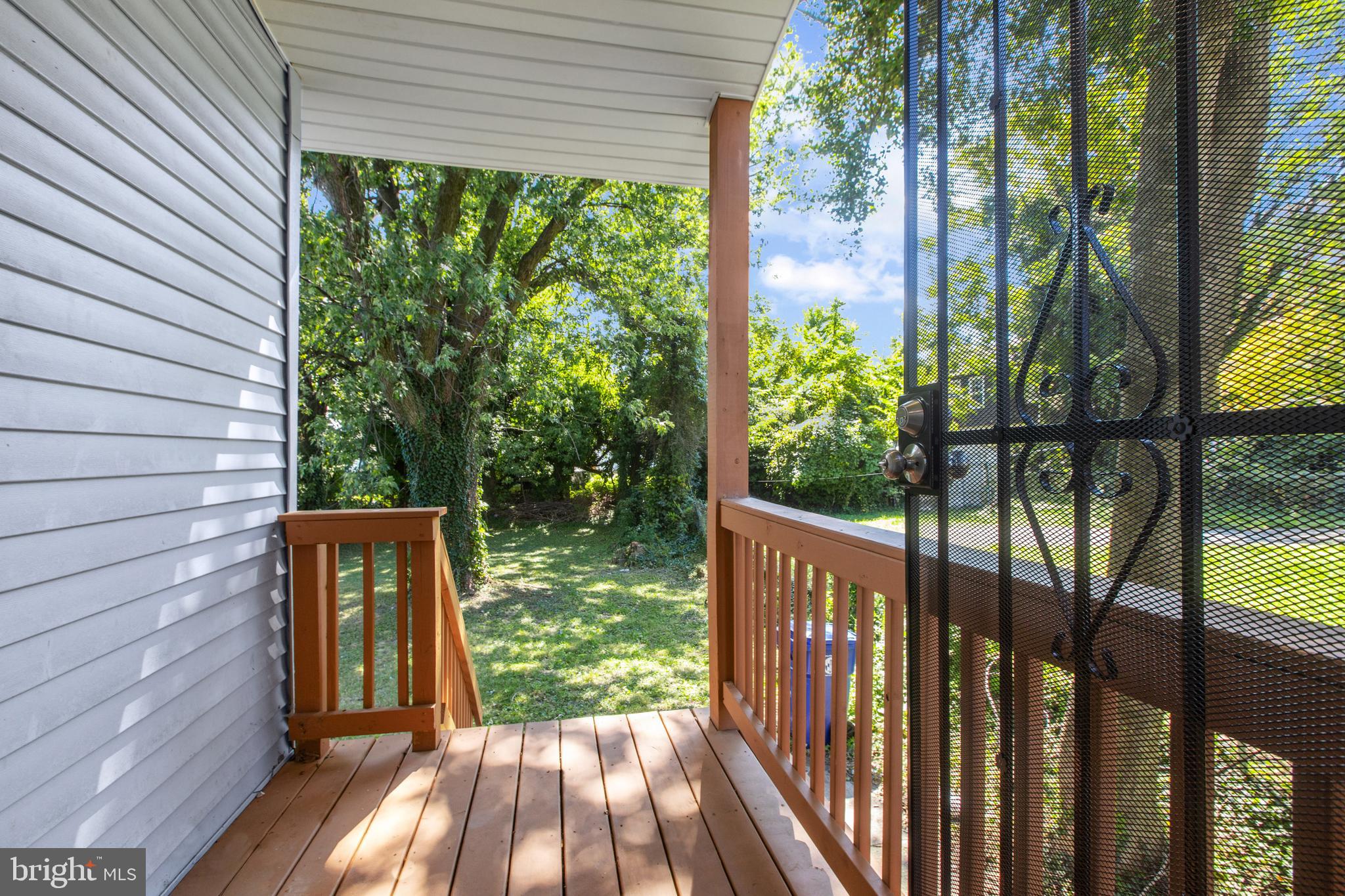 505 McCabe Avenue Baltimore, MD 21212 - Photo 22 of 46 a view of a balcony with lake view
