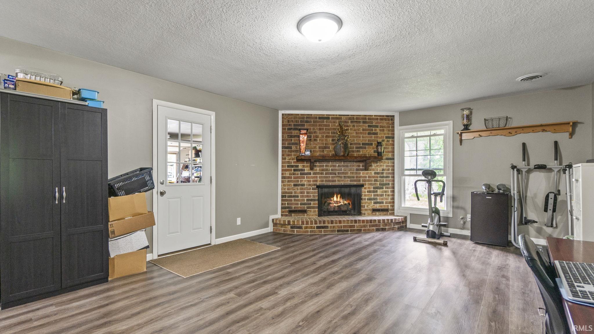 1045 Faurote Avenue Decatur, IN 46733 - Photo 5 of 26