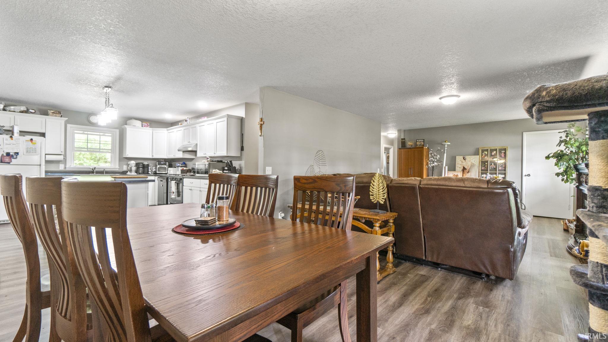 1045 Faurote Avenue Decatur, IN 46733 - Photo 7 of 26
