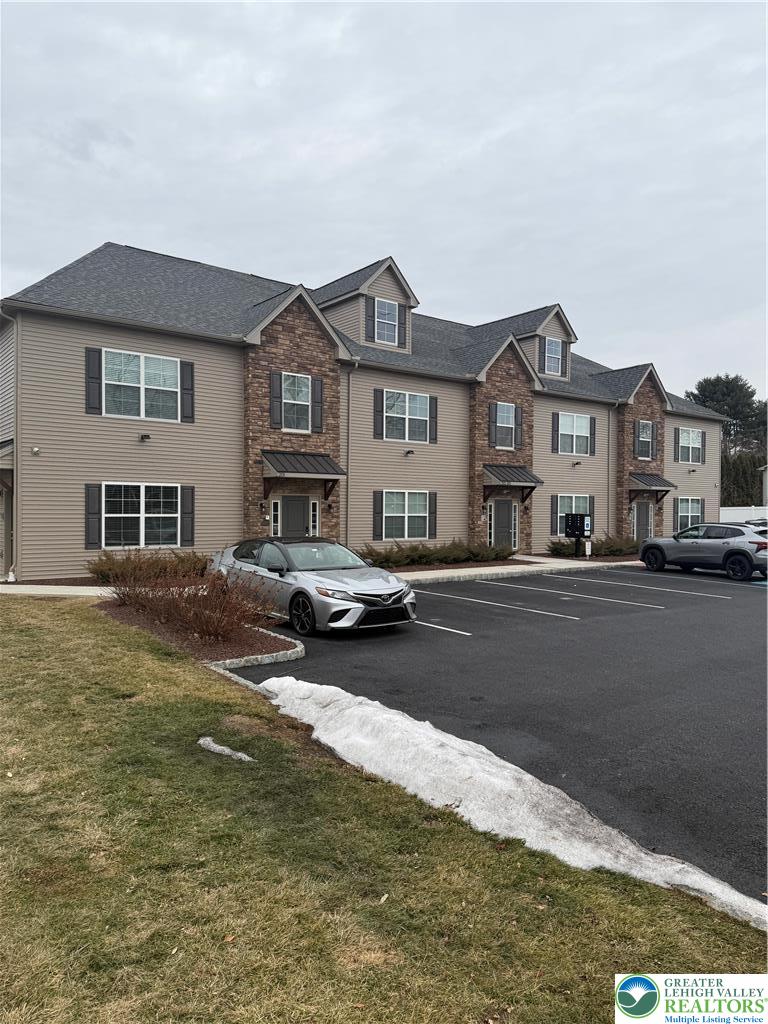 1036 Blake Street, Unit 202 Bethlehem, PA 18017 - Photo 1 of 12 1036 Blake St